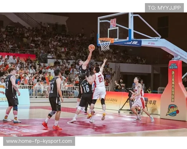 主场连胜纪录终结，球队士气受考验，主场取胜